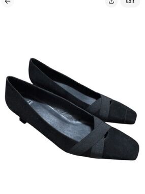Stuart Weitzman Black Pointed Toe Low Heel Flats